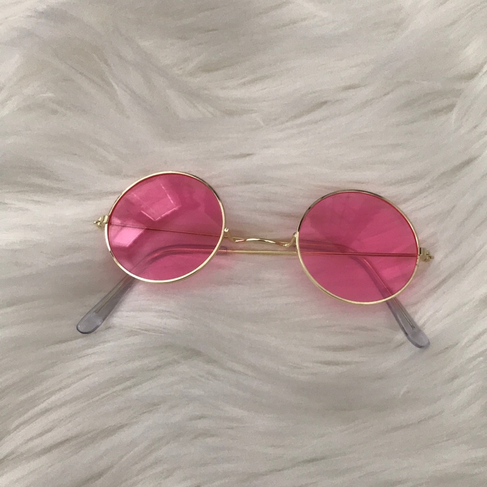 2/$20 Retro 70’s glasses